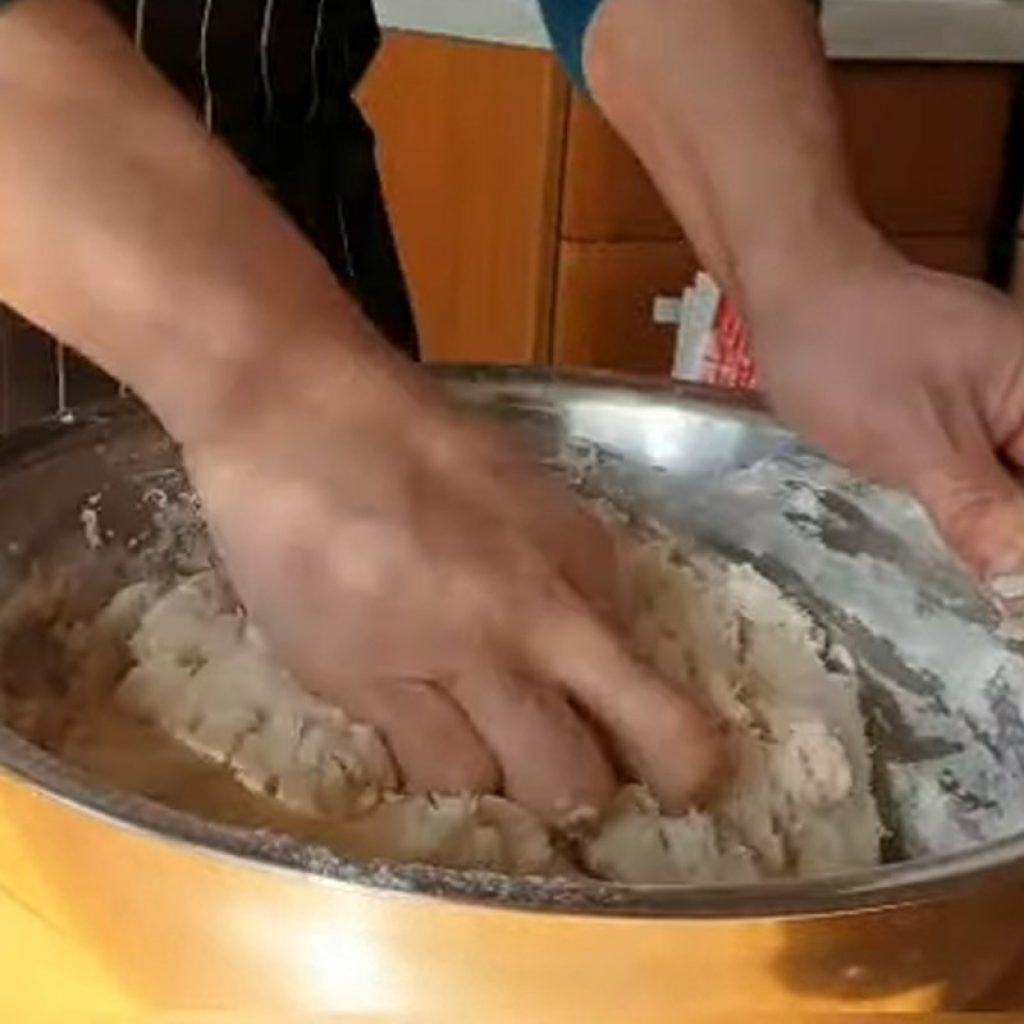 Cách làm bánh bao nhân thịt miến thơm ngon dễ làm tại nhà