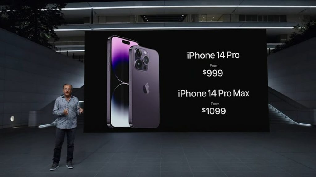 iPhone 14 series có giá khởi điểm từ 799 USD. Trong đó, mẫu iPhone 14 Pro/Pro Max có giá lần lượt là 999 USD và 1.099 USD. Tại Việt Nam, nhà bán lẻ báo giá dòng điện thoại mới của Apple 23-50 triệu đồng tùy phiên bản. Ảnh: Apple.