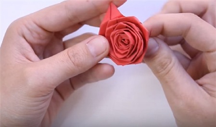 Cách làm hoa giấy độc đáo tặng một nữa yêu thương ý nghĩa